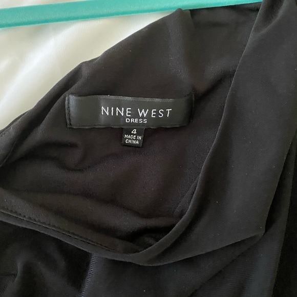 Nine West One shoulder sleeve dress Size 4 - Picture 4 of 4